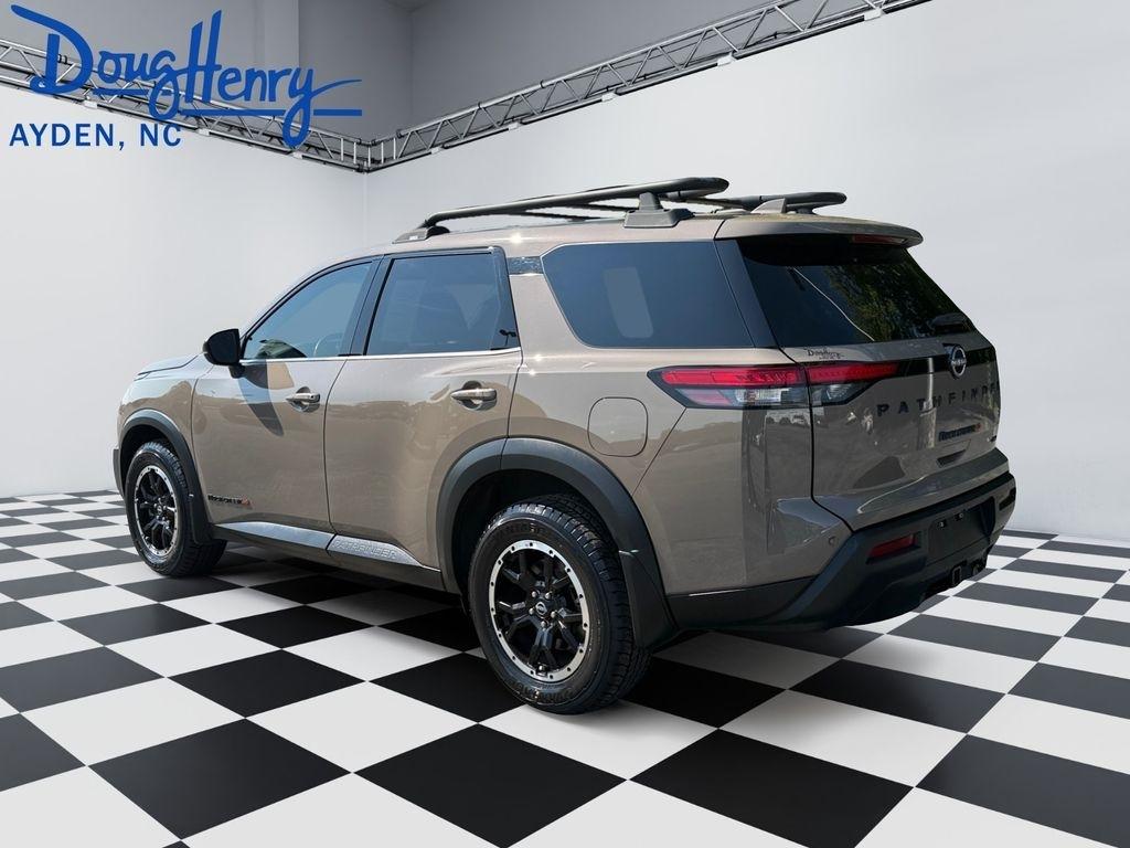 Nissan Pathfinder  2024