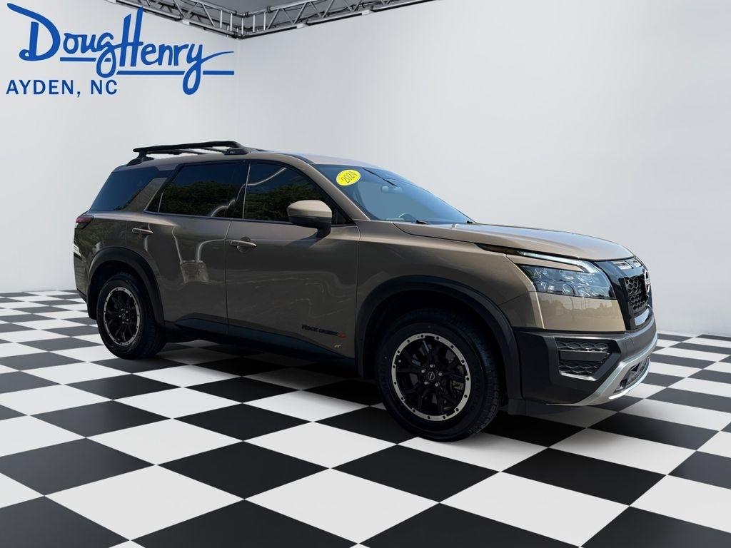 Nissan Pathfinder  2024