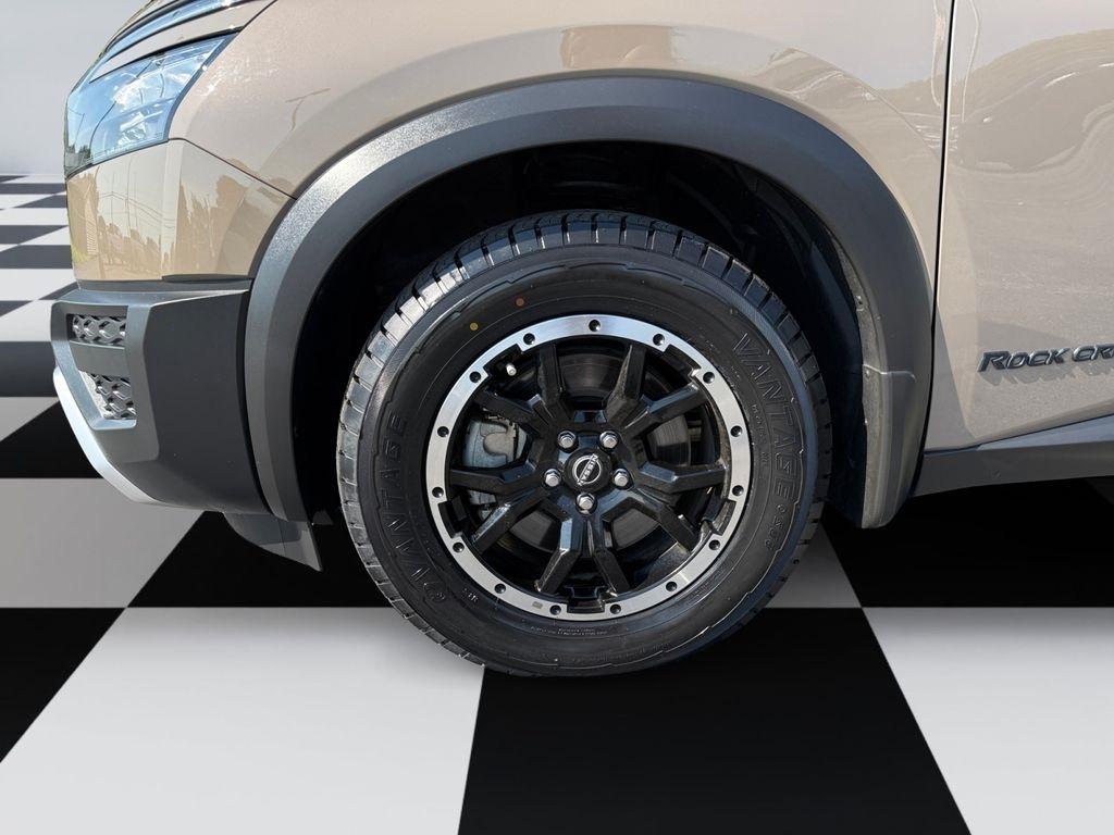 Nissan Pathfinder  2024