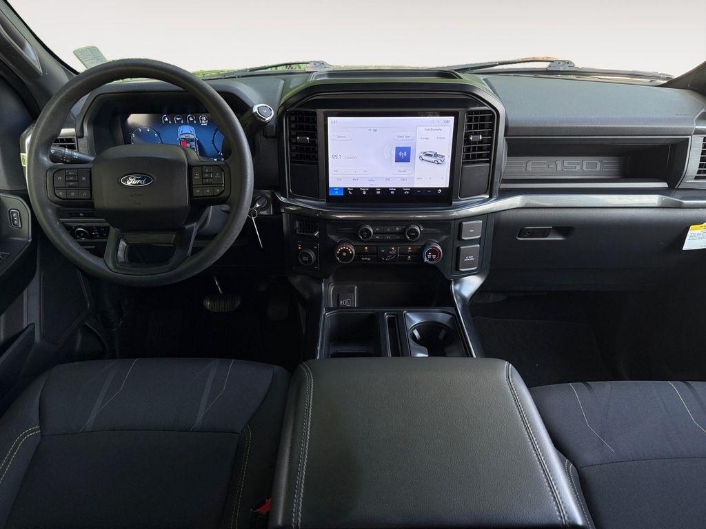 Ford F-150  2025
