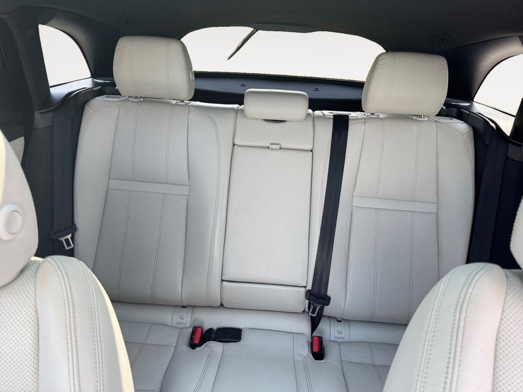 Land Rover Range Rover Velar  2019
