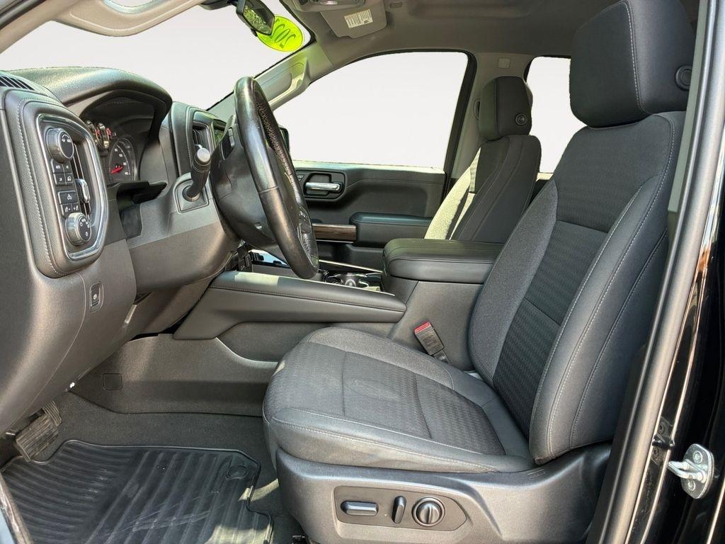 Chevrolet Silverado 1500  2021