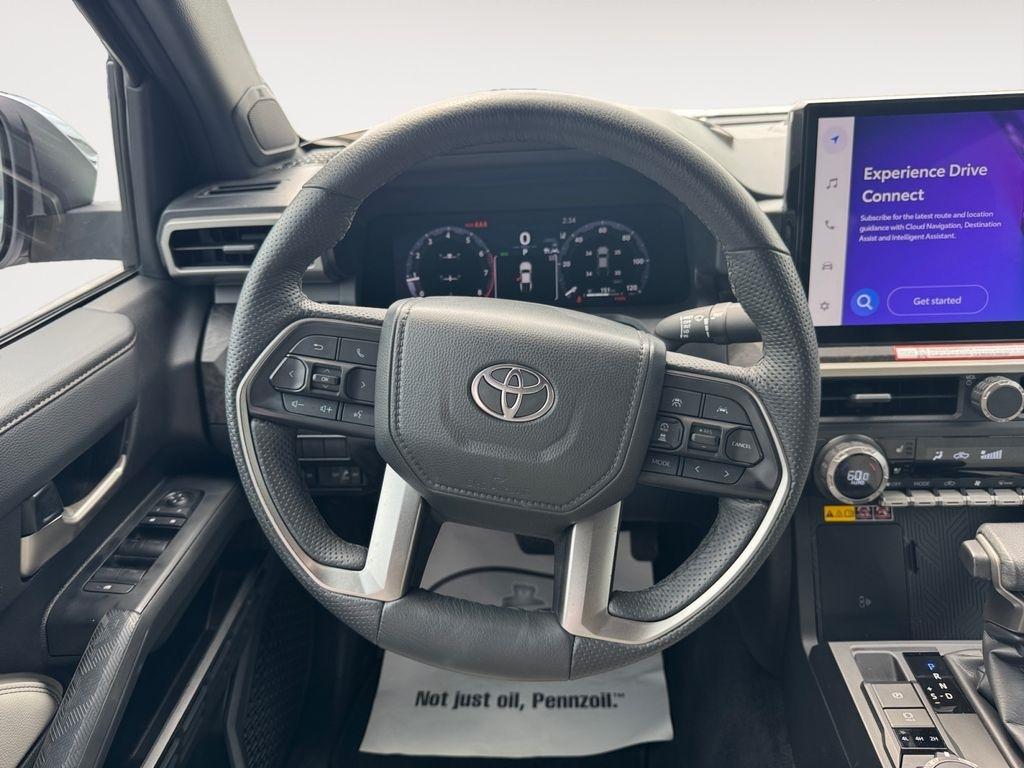 Toyota Tacoma 4WD  2025