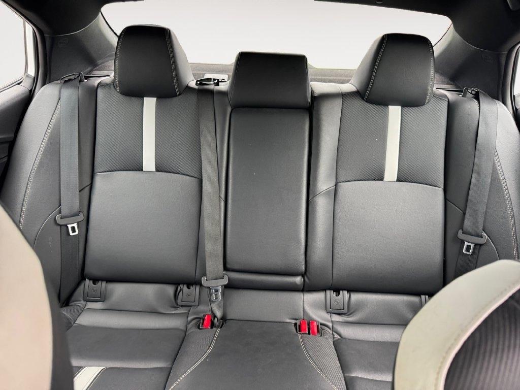 Toyota Camry  2025