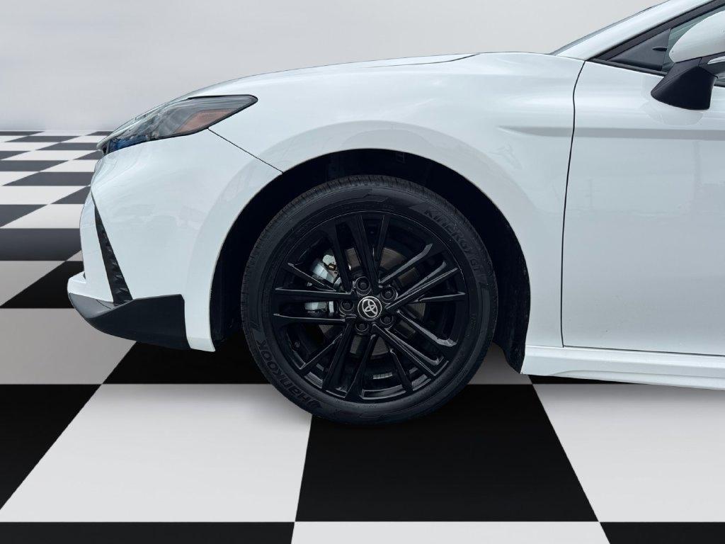 Toyota Camry  2025