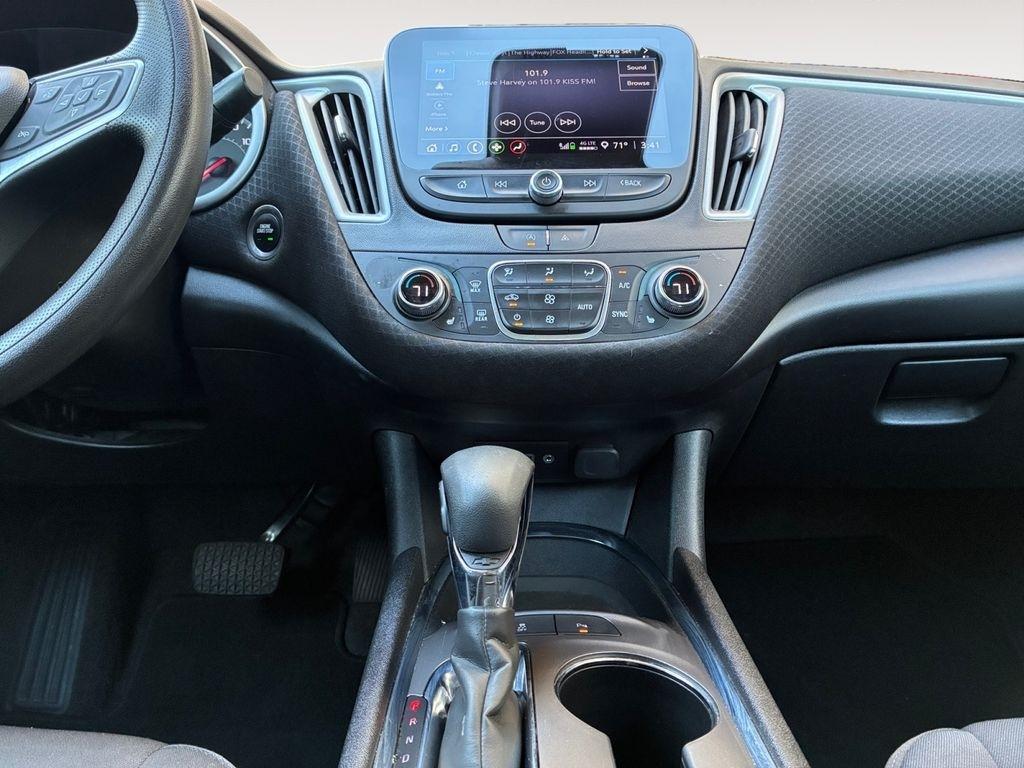 Chevrolet Malibu  2024