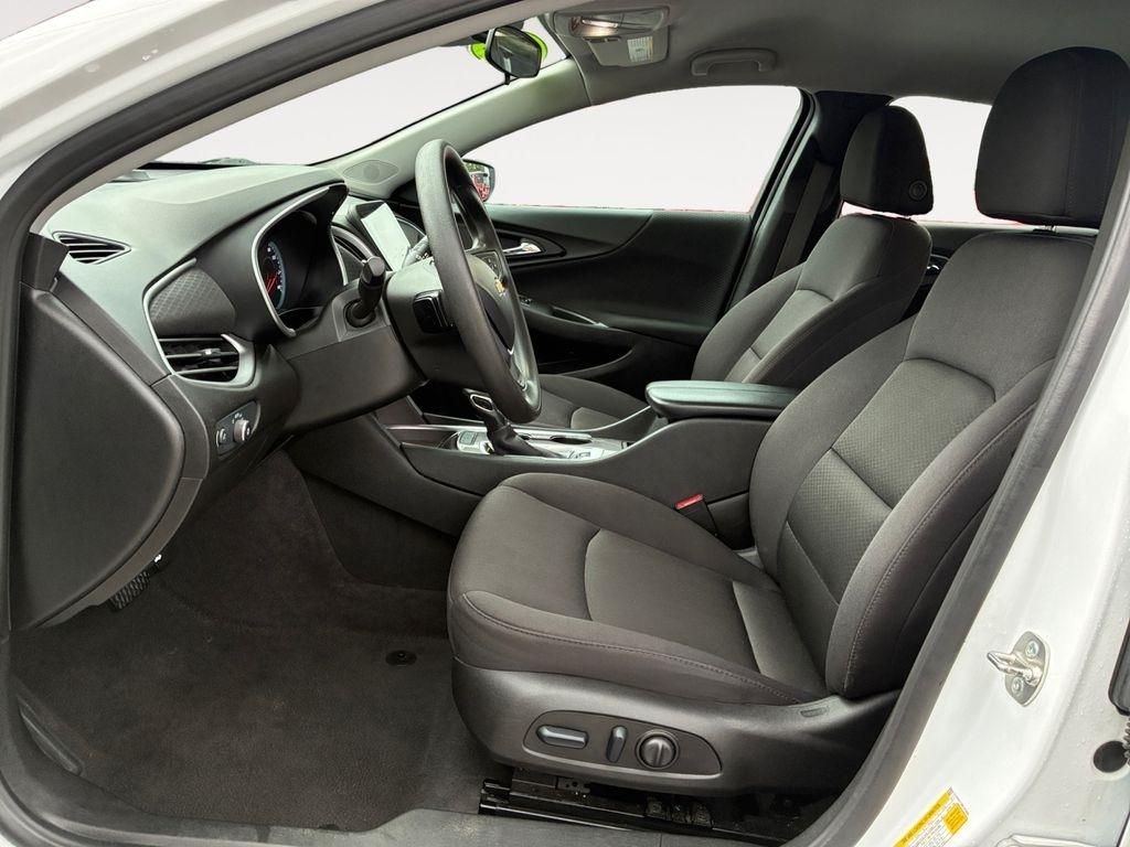 Chevrolet Malibu  2024