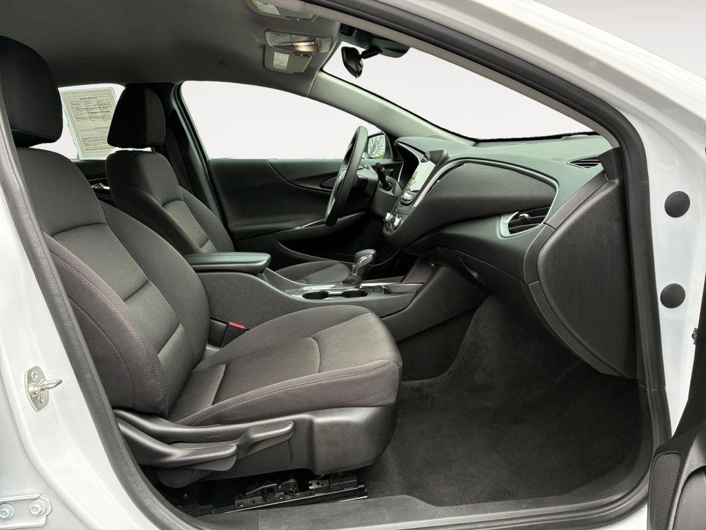 Chevrolet Malibu  2024