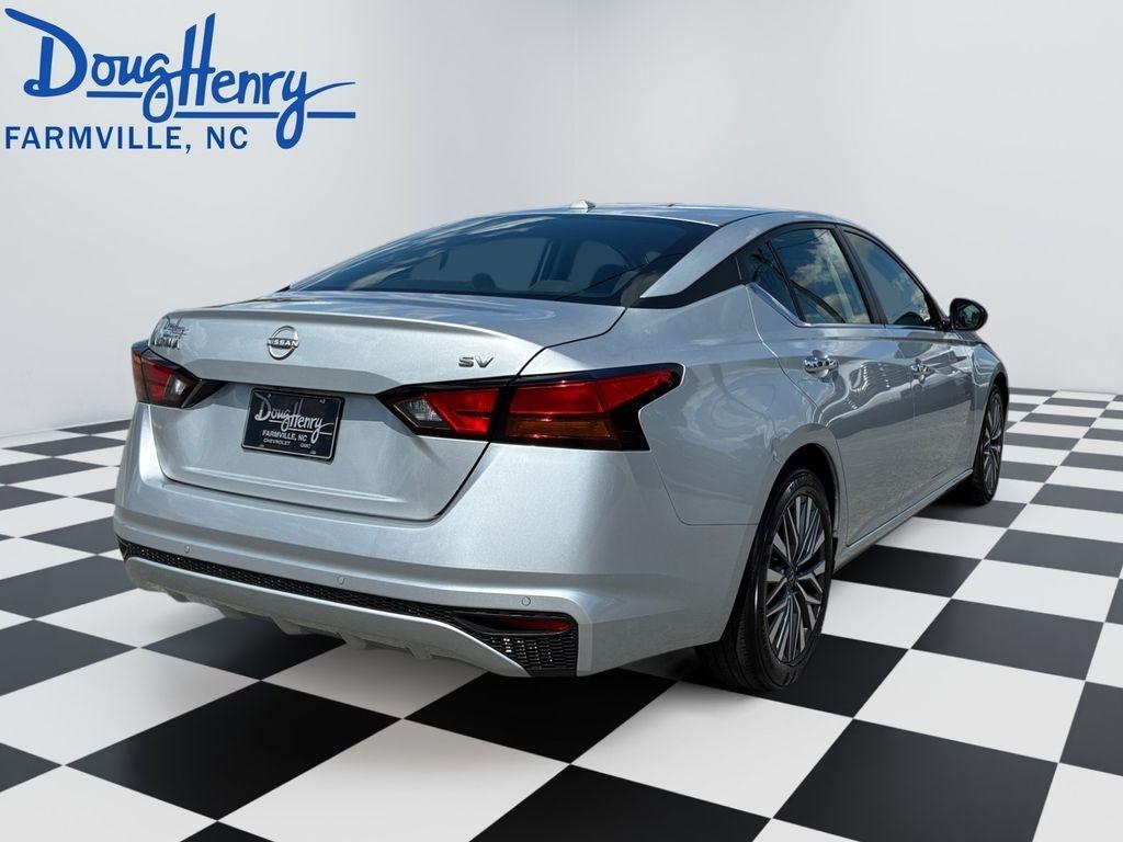 Nissan Altima  2024