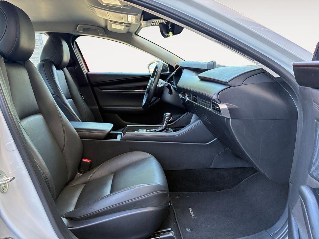 Mazda Mazda3 Sedan  2024