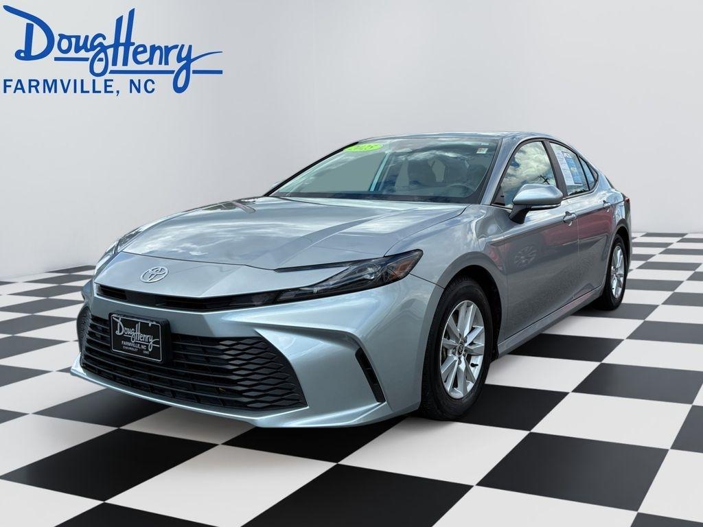 Toyota Camry  2025
