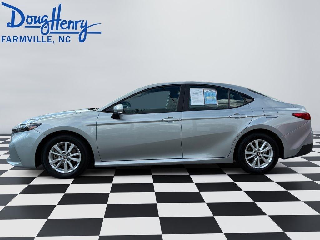 Toyota Camry  2025