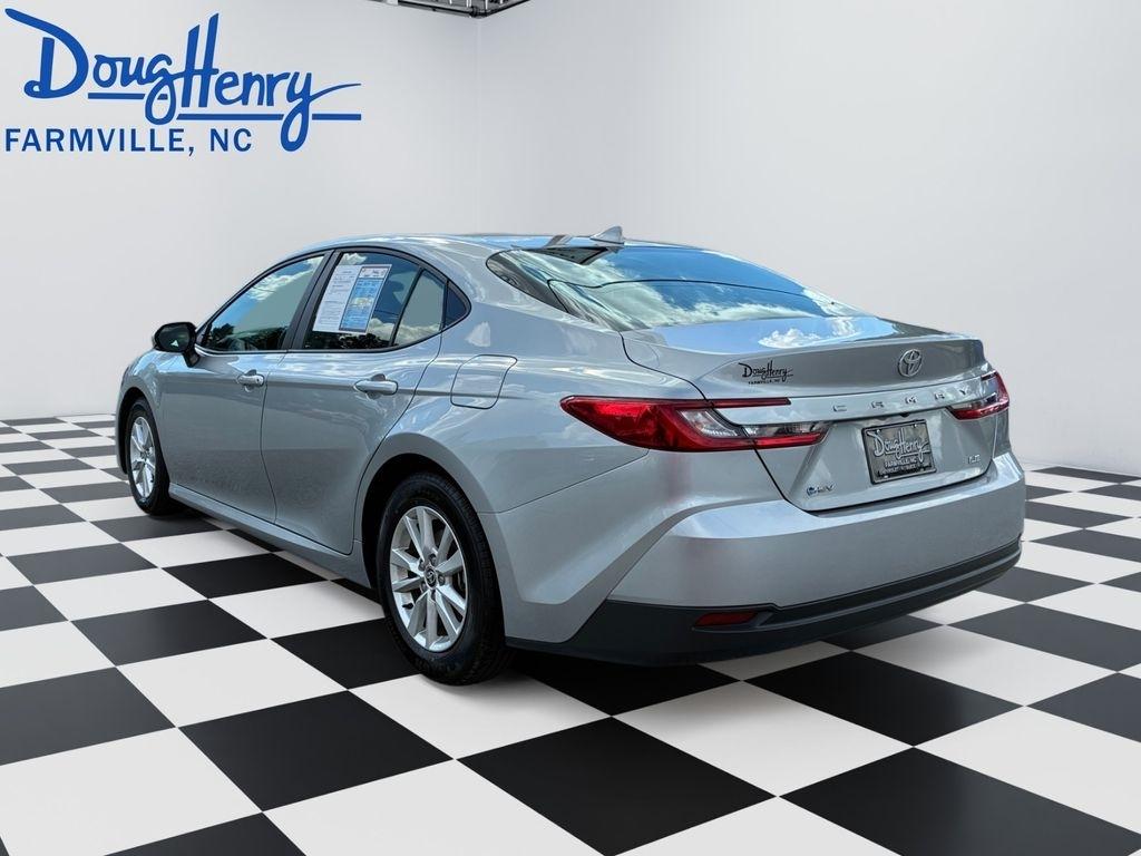 Toyota Camry  2025