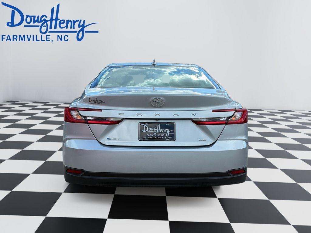 Toyota Camry  2025