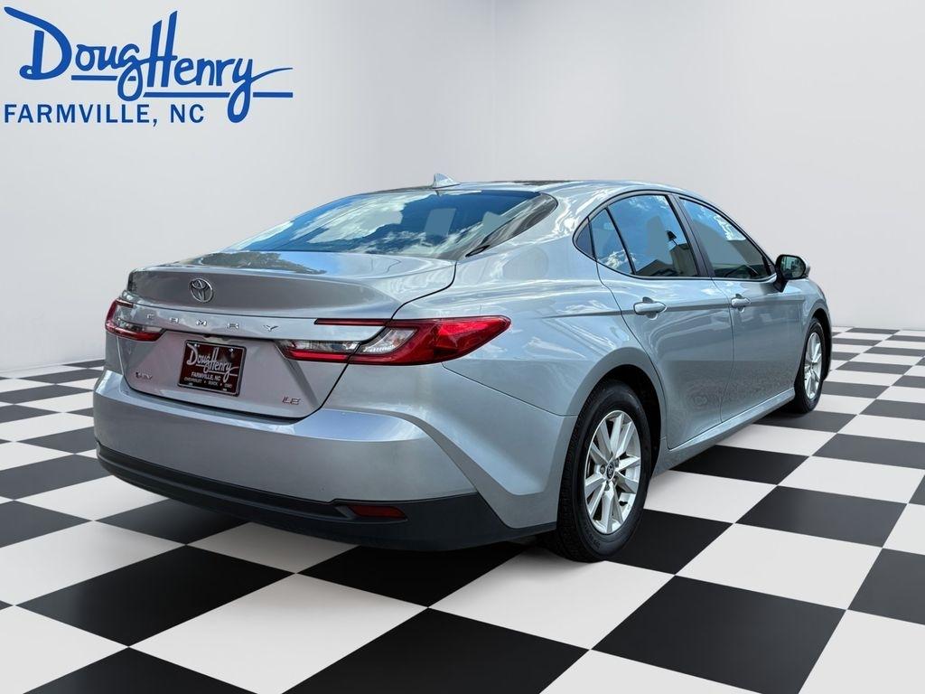 Toyota Camry  2025