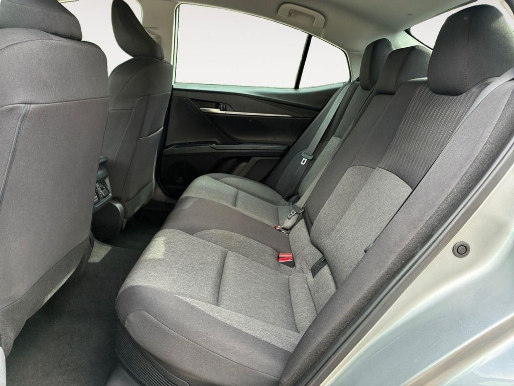 Toyota Camry  2025