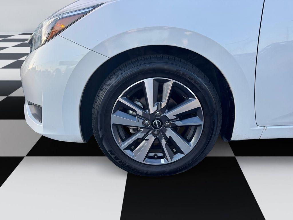Nissan Versa  2025