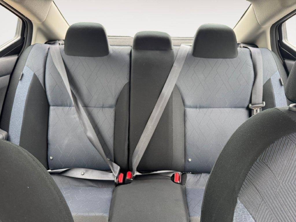 Nissan Versa  2025