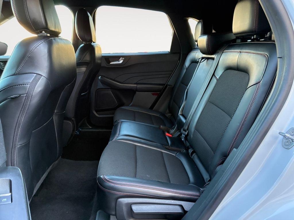 Ford Escape  2025