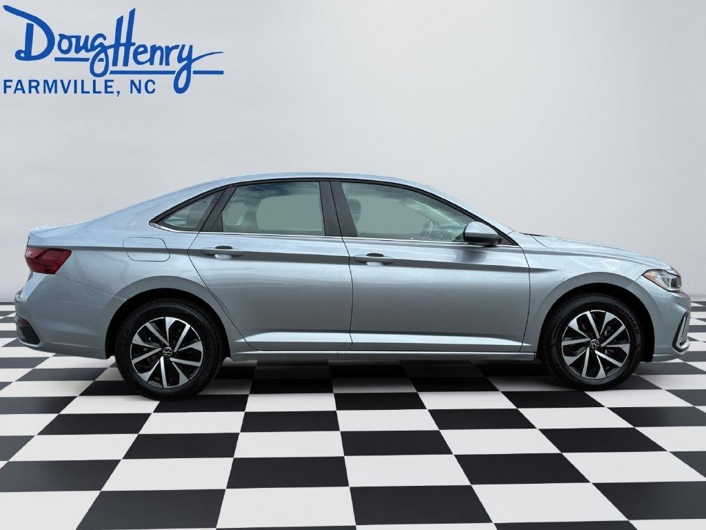 Volkswagen Jetta  2025