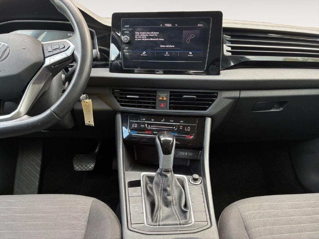 Volkswagen Jetta  2025