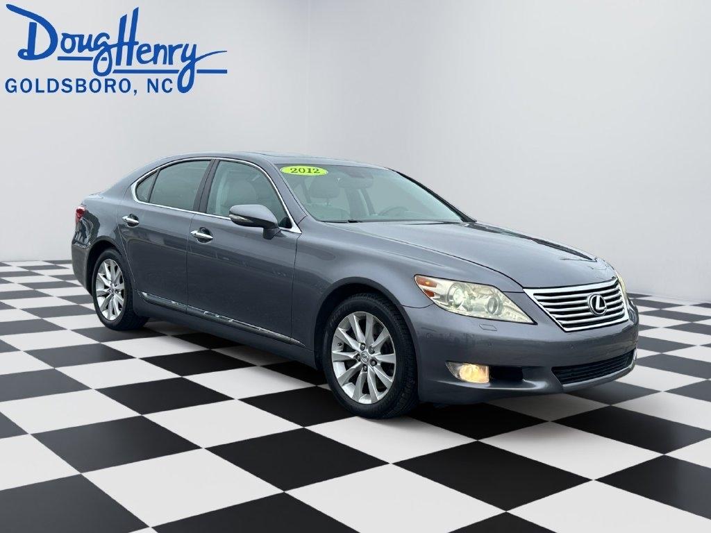Lexus LS 460  2012