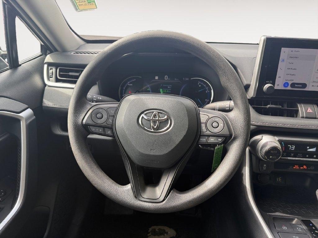 Toyota RAV4  2025