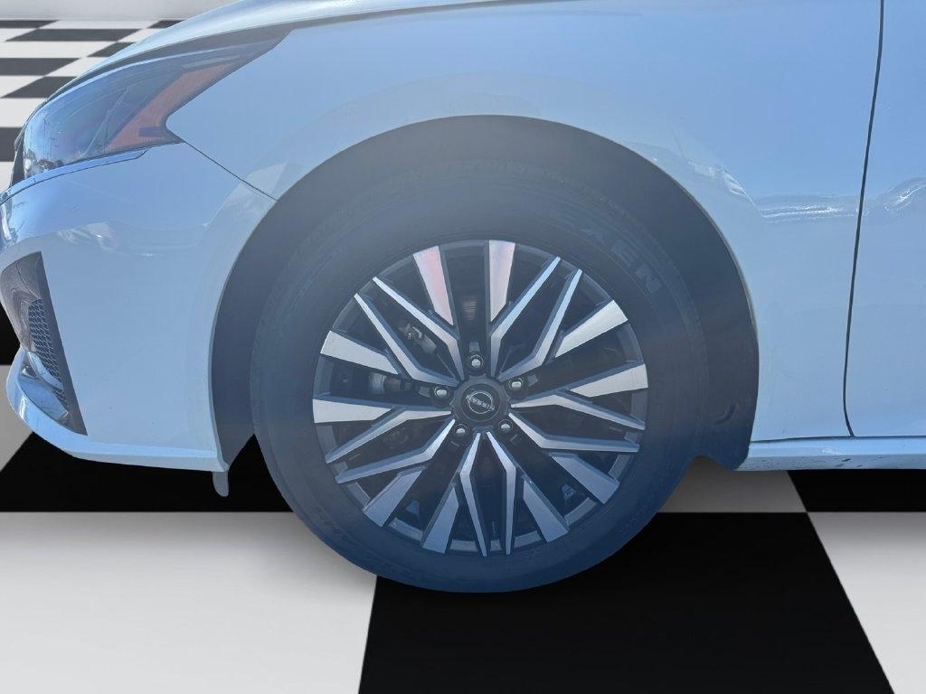 Nissan Altima  2025