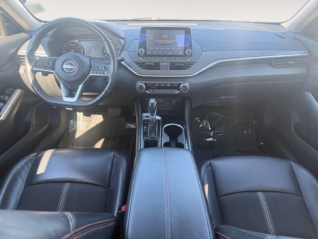 Nissan Altima  2025