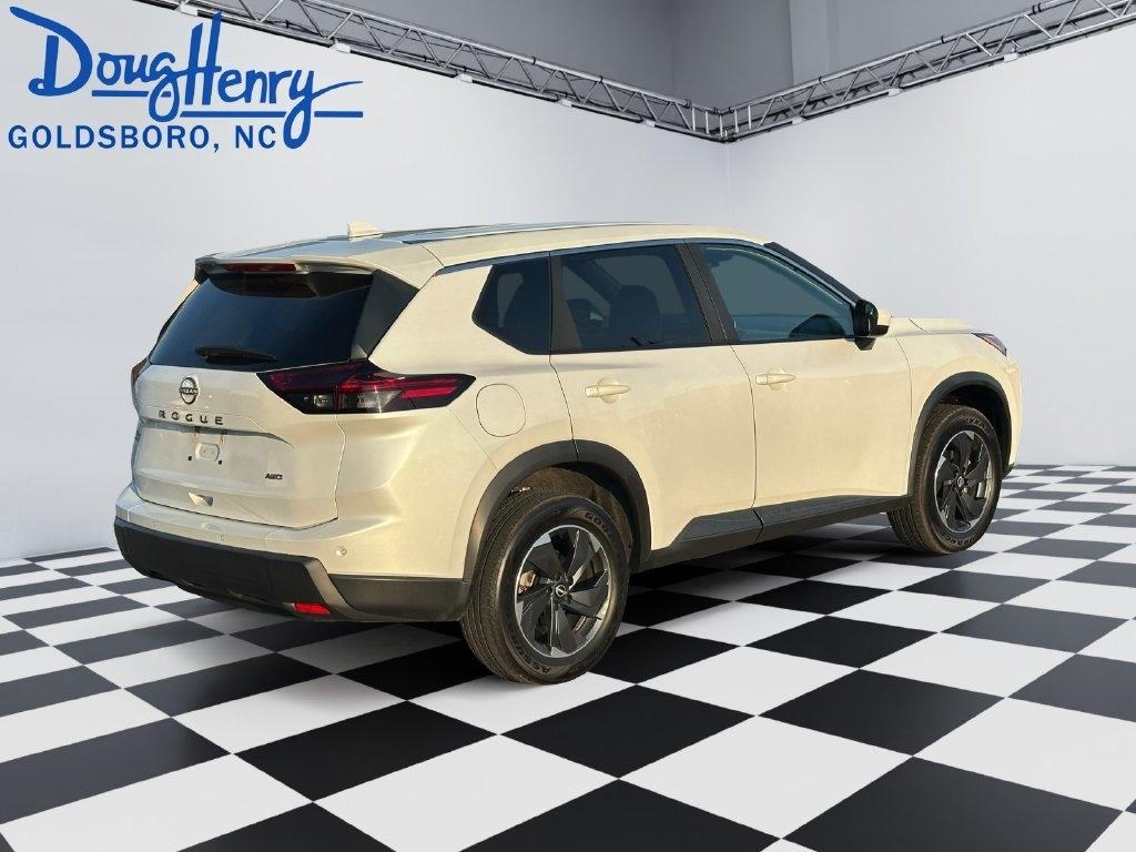 Nissan Rogue  2025