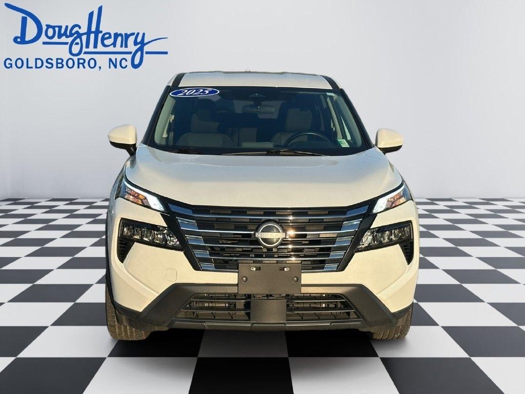 Nissan Rogue  2025
