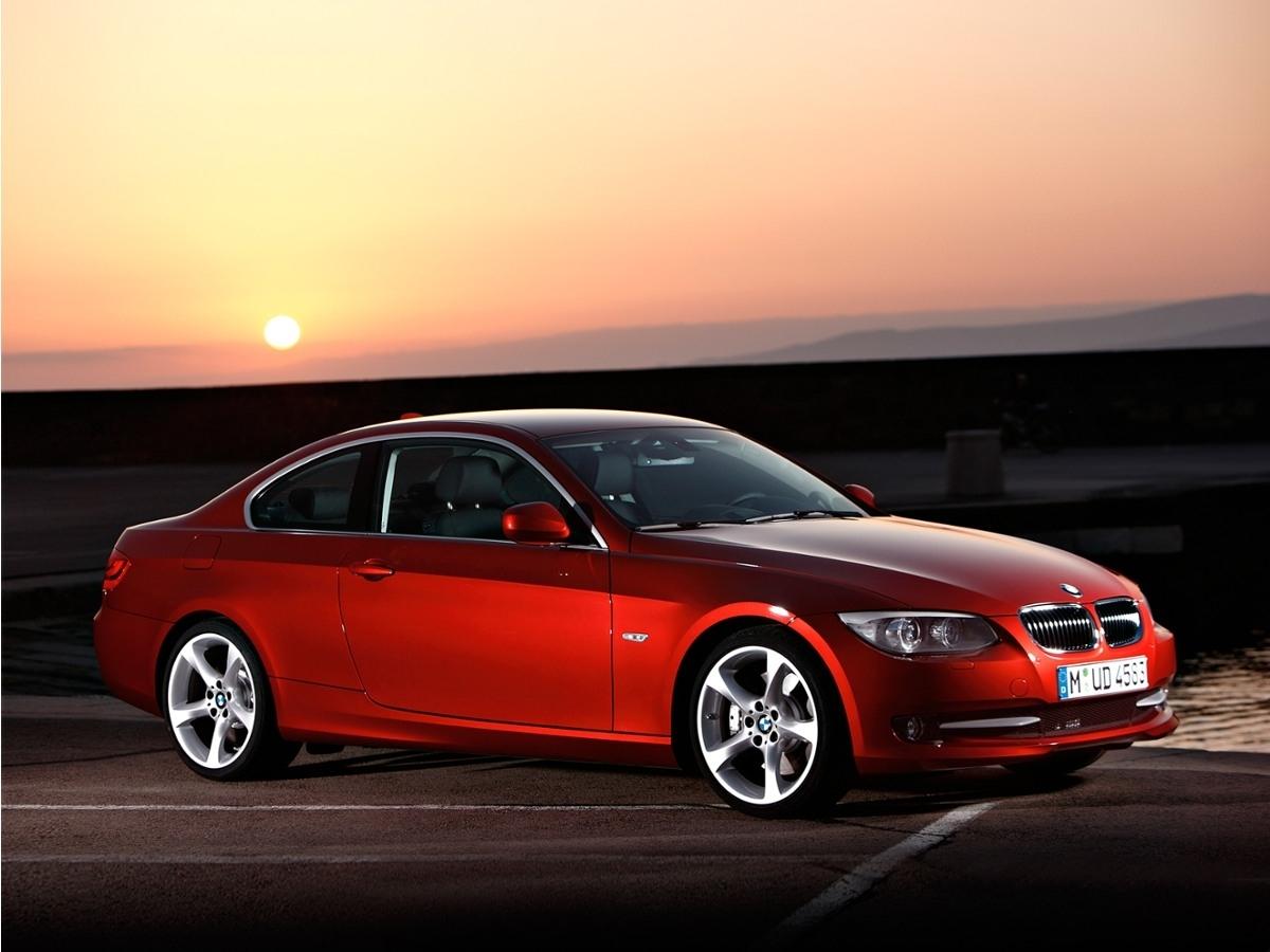 BMW 3 Series  2011