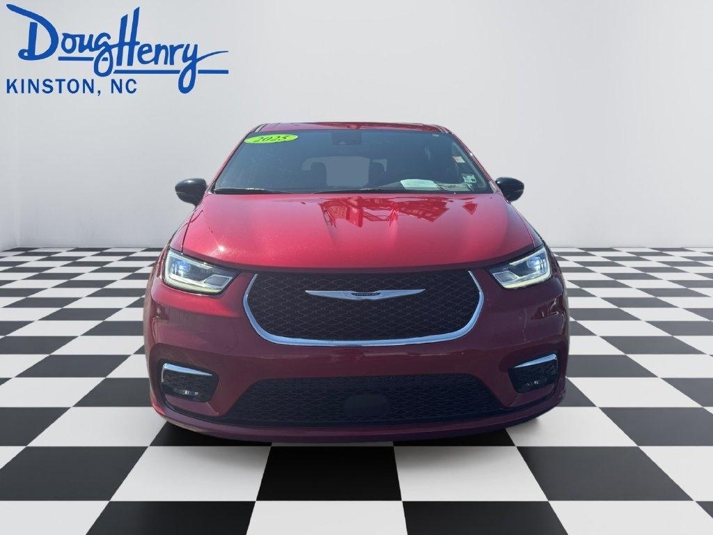 Chrysler Pacifica  2025