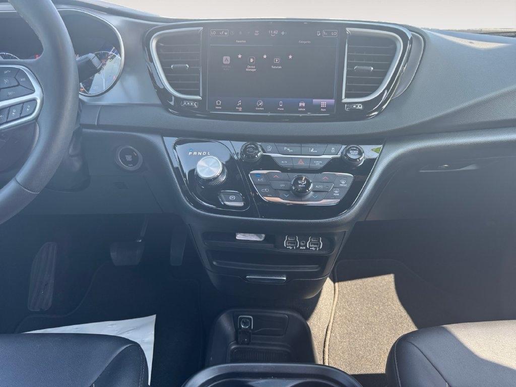 Chrysler Pacifica  2025