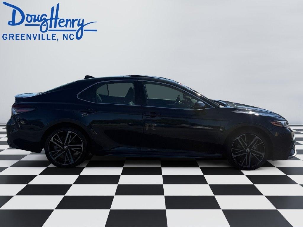 Toyota Camry  2021