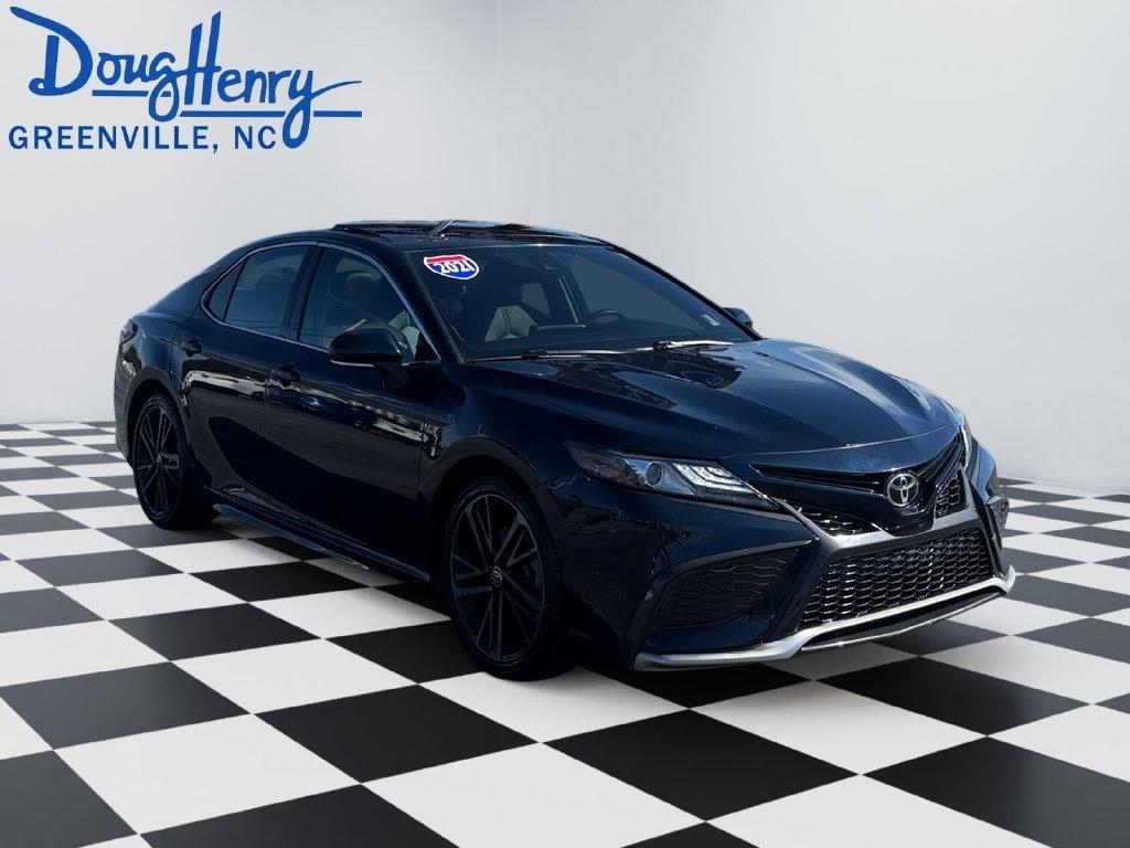 Toyota Camry  2021