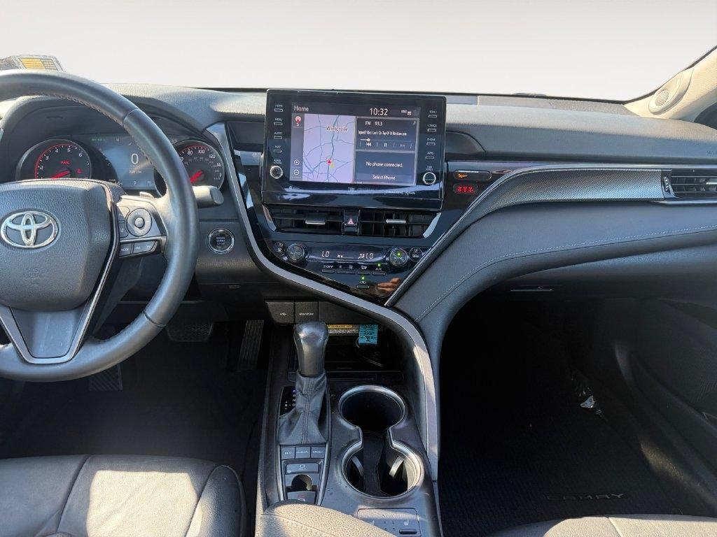 Toyota Camry  2021