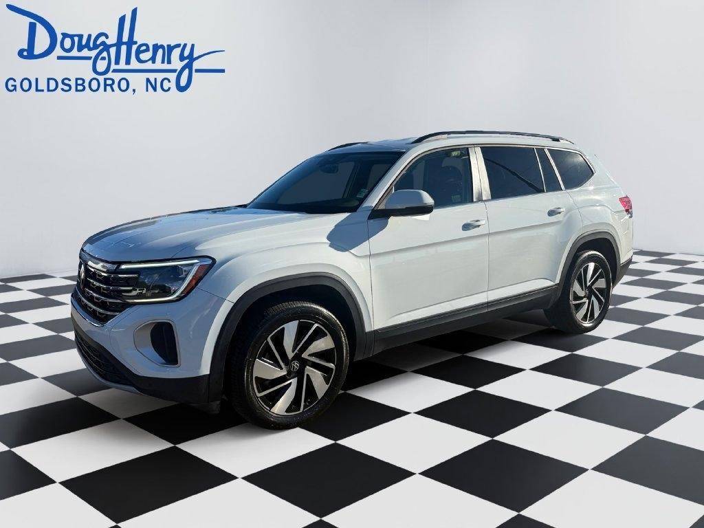 2025 Volkswagen Atlas SE w/Tech