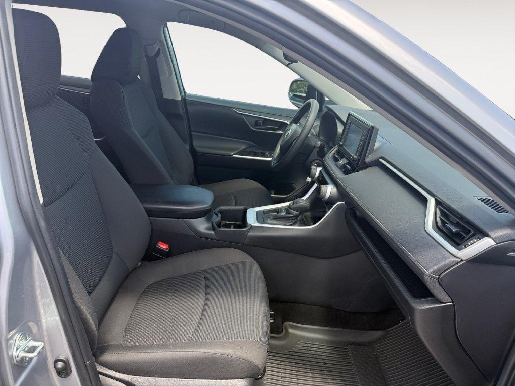 Toyota RAV4  2022