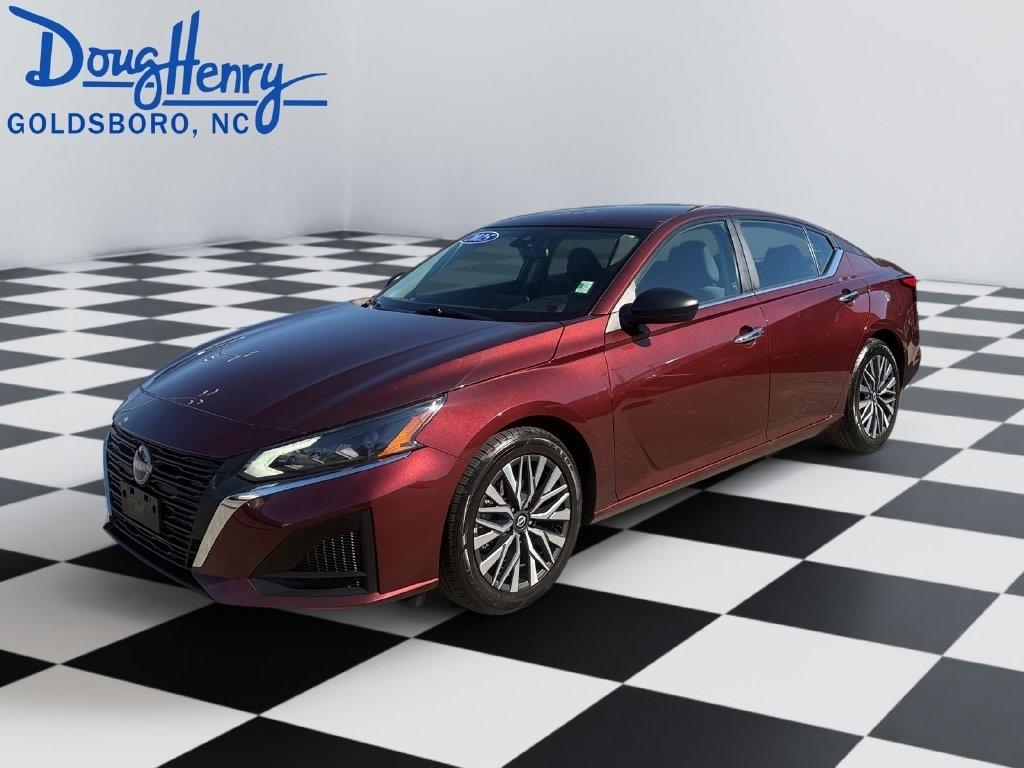 2025 Nissan Altima