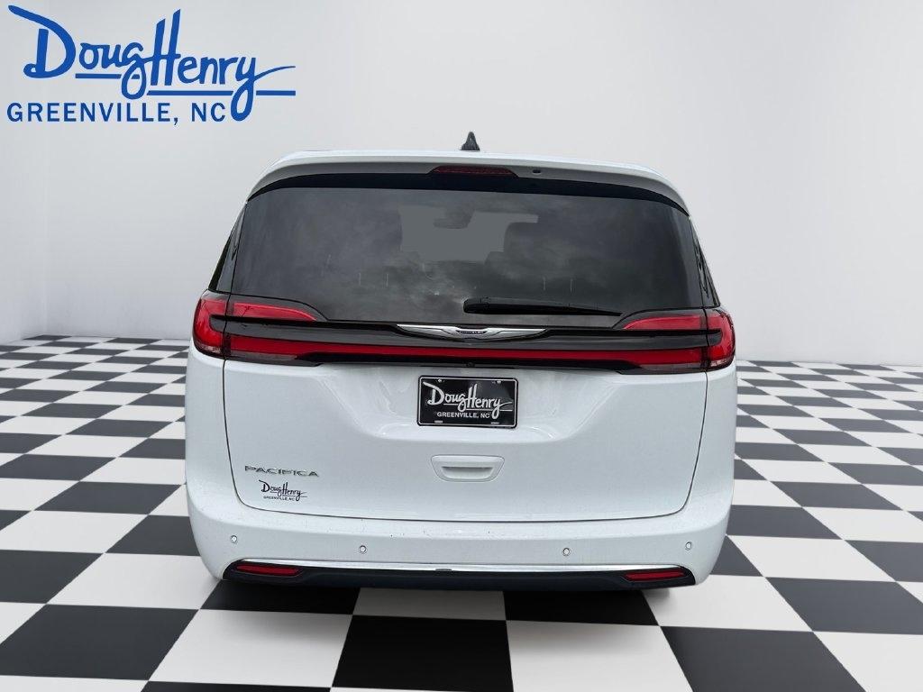 Chrysler Pacifica  2025