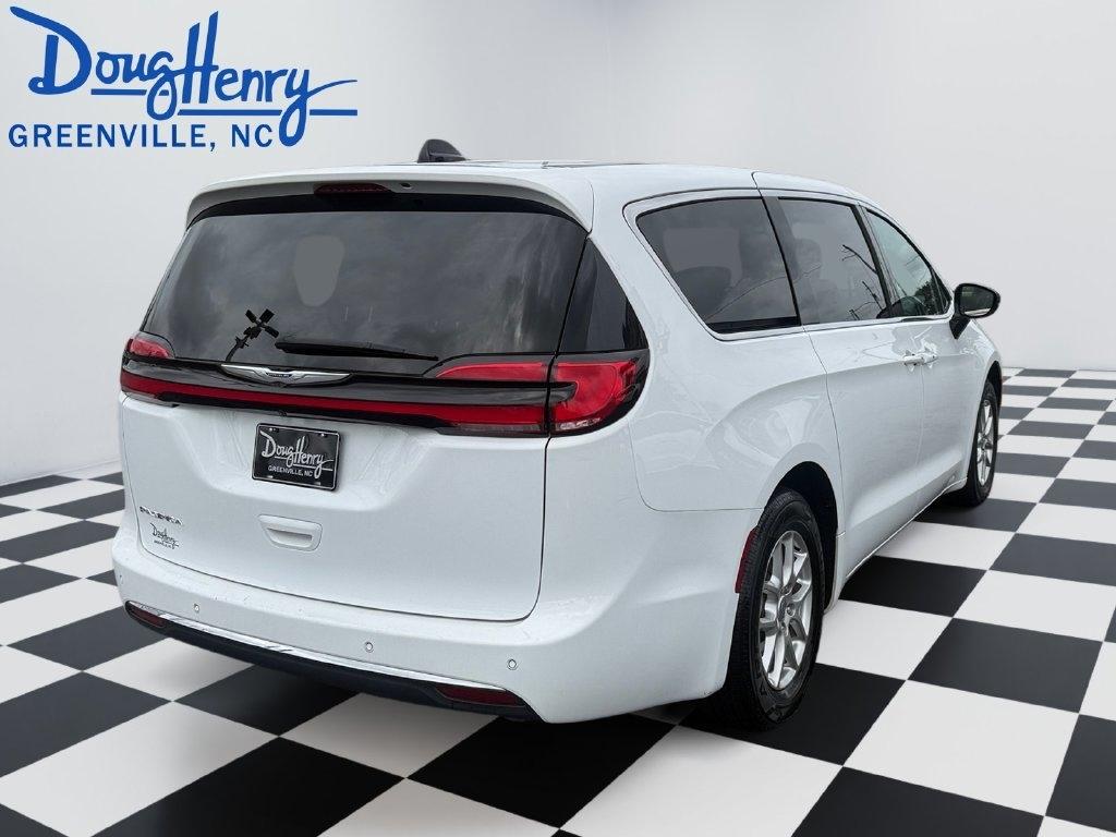 Chrysler Pacifica  2025