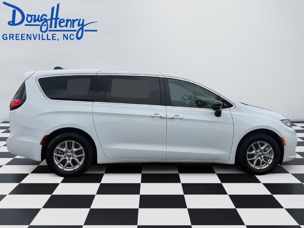 Chrysler Pacifica  2025