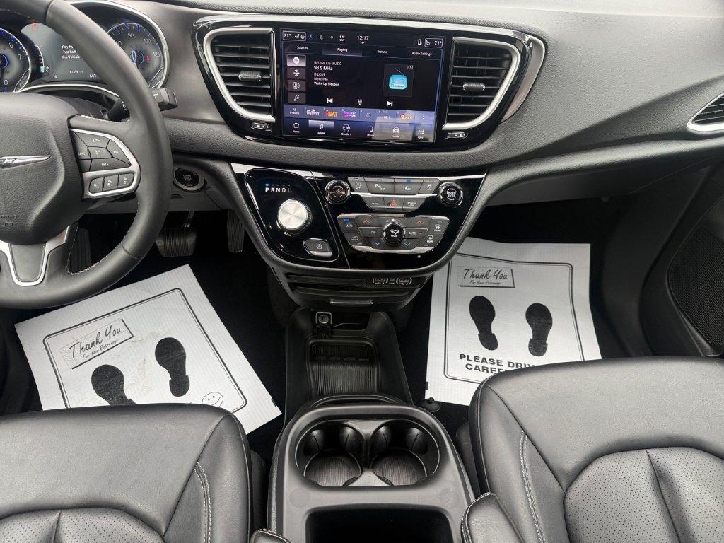 Chrysler Pacifica  2025