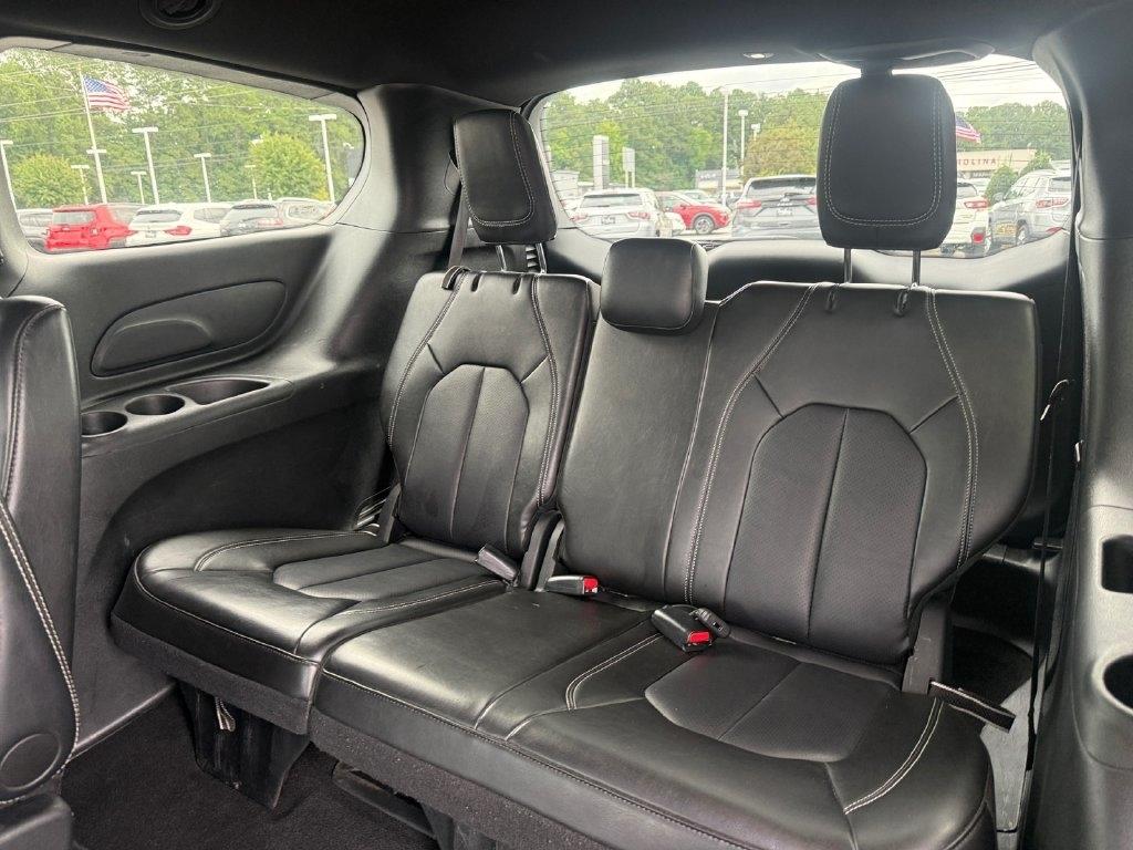 Chrysler Pacifica  2025