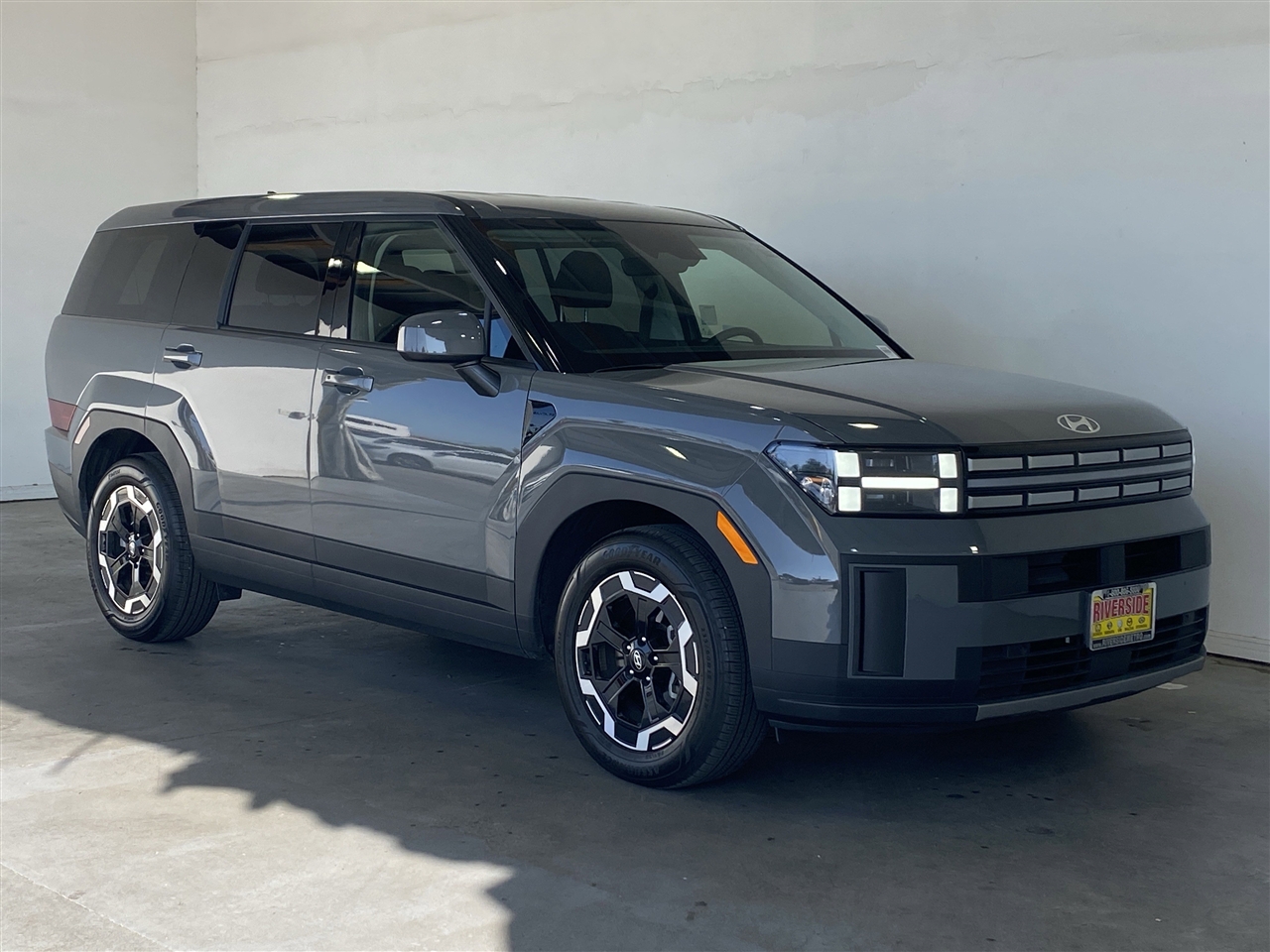 Hyundai Santa Fe SE 2025