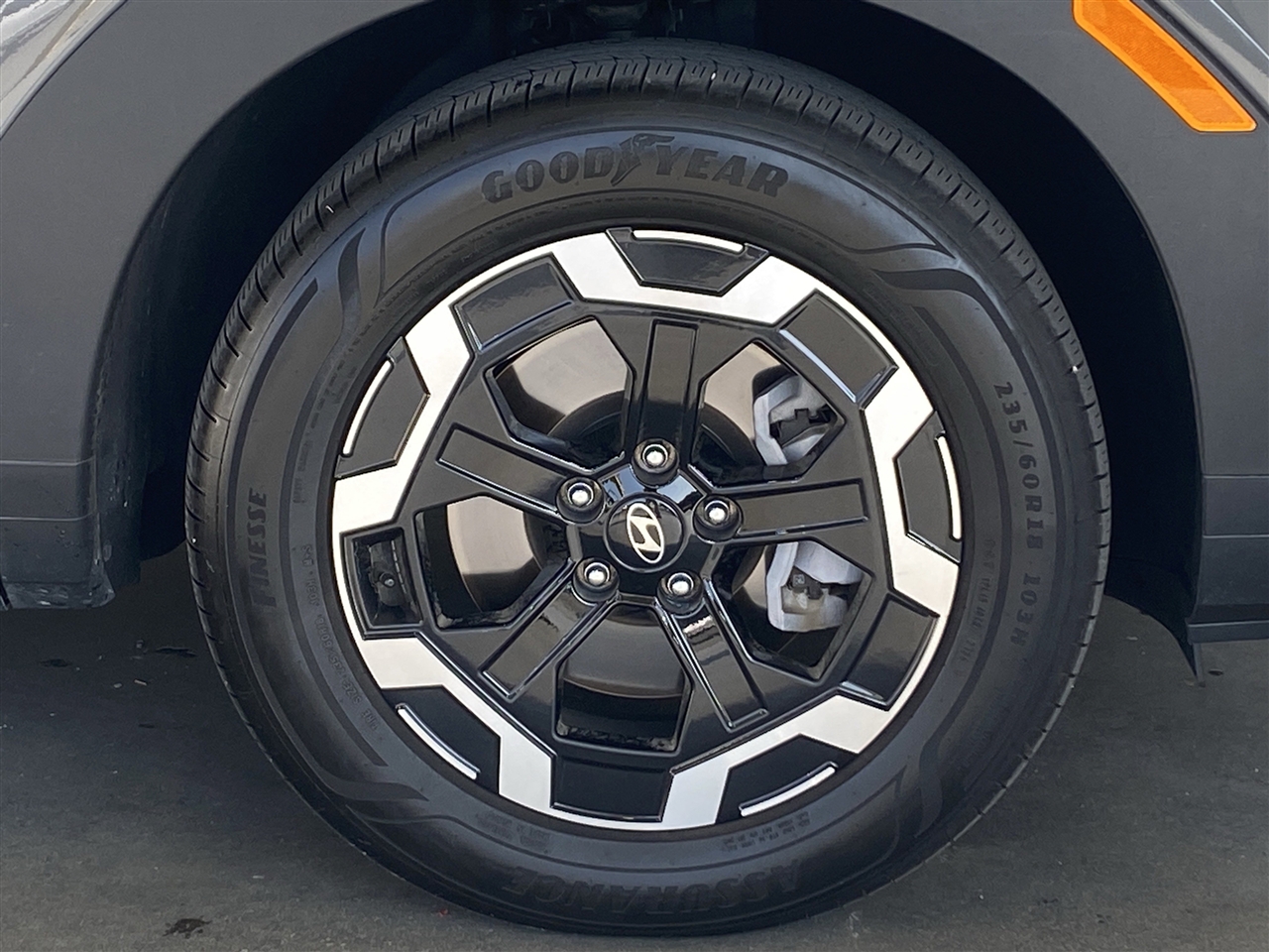 Hyundai Santa Fe SE 2025