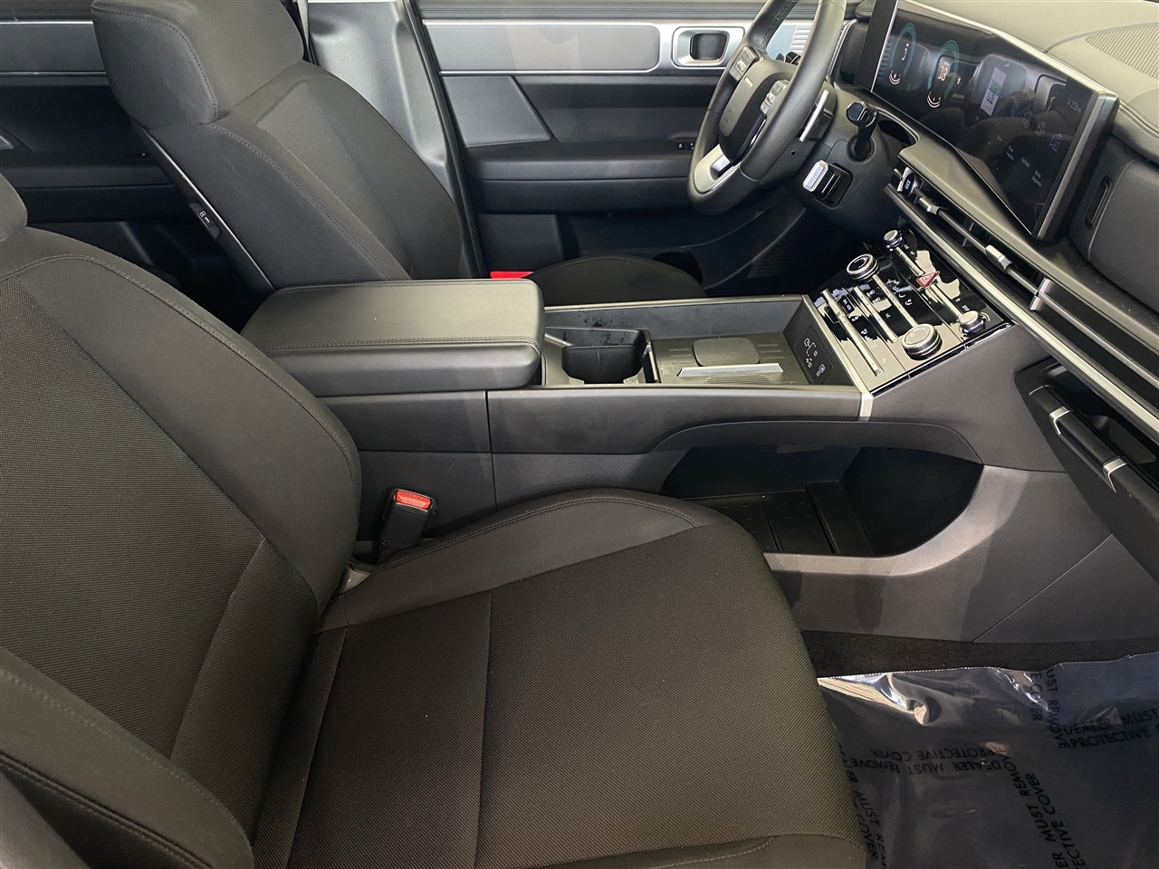 Hyundai Santa Fe SE 2025