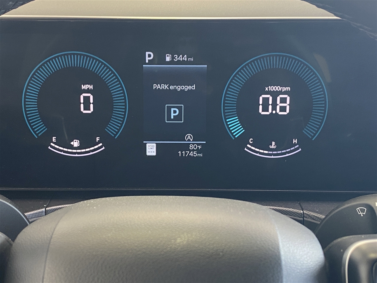 Hyundai Santa Fe SE 2025