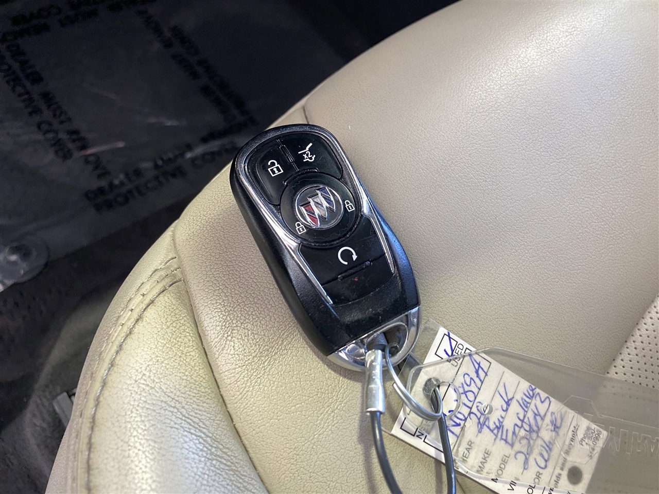 Buick Enclave Essence FWD 2020